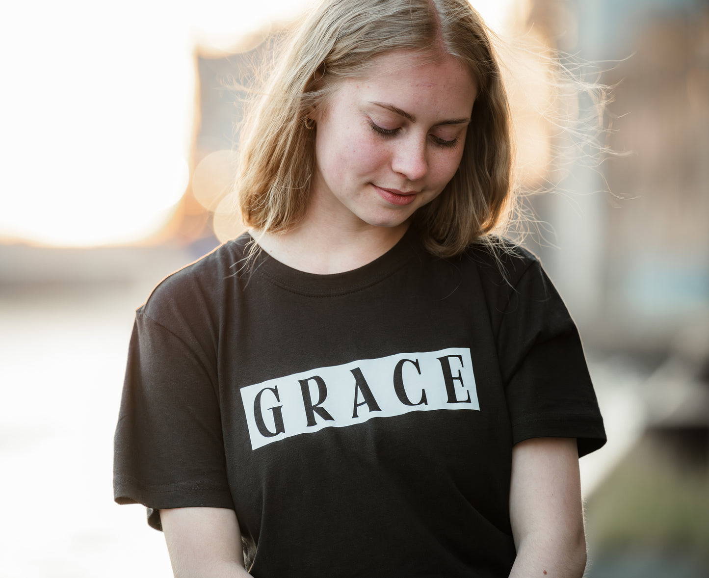 Grace • T-Shirt
